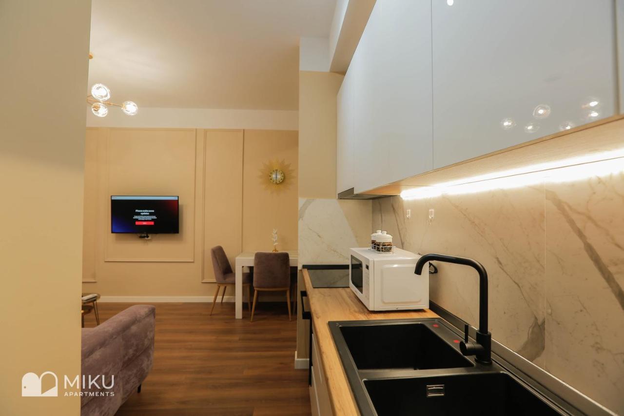 Miku Apartment - Perfect 1Bedroom At Komuna E Parisit 티라나 외부 사진
