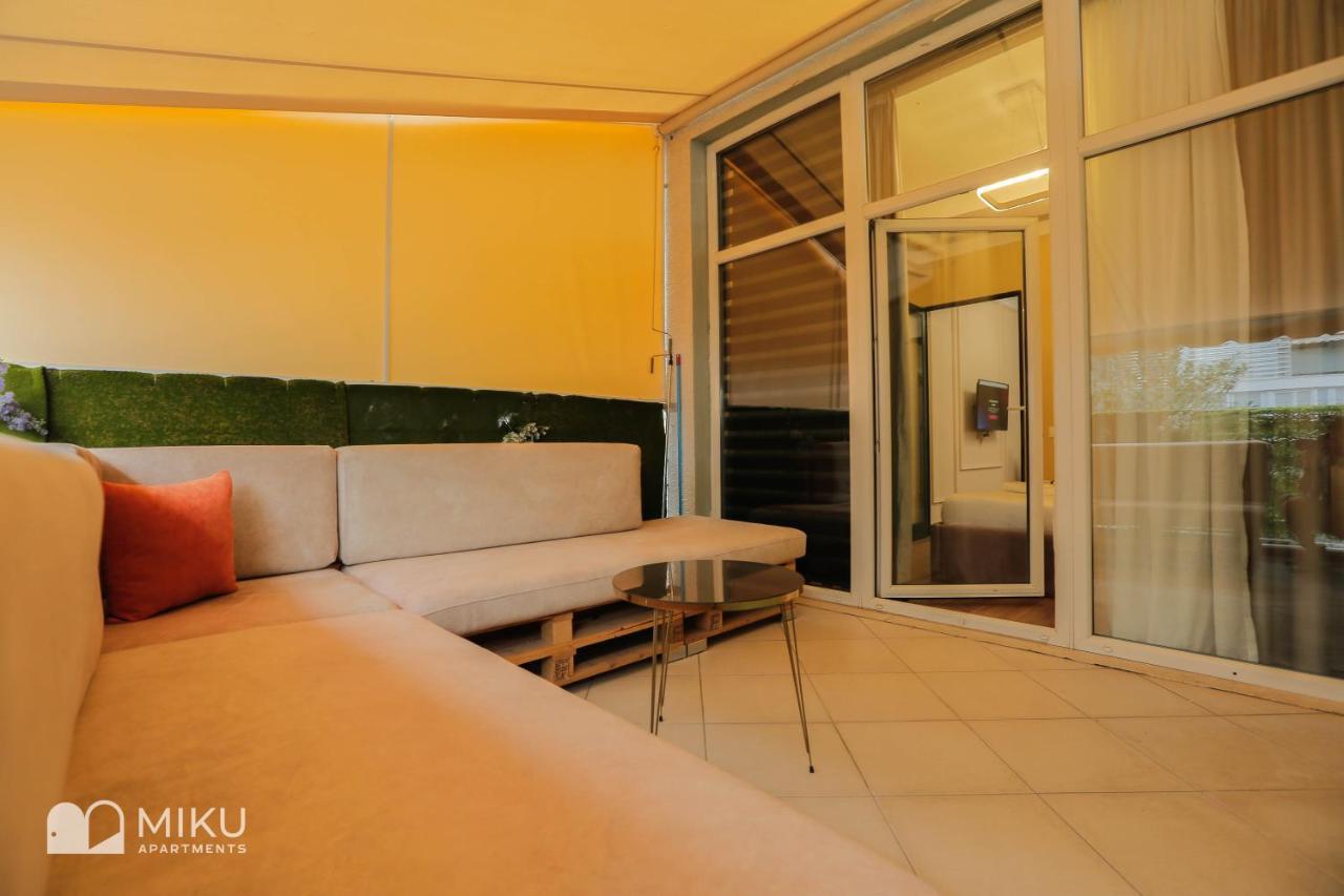 Miku Apartment - Perfect 1Bedroom At Komuna E Parisit 티라나 외부 사진